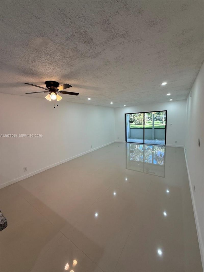 6095 N Sabal Palm Blvd , Unit 103, Tamarac, FL 33319 Photo