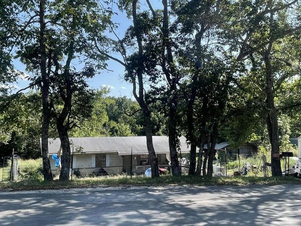 2360 Bear Hollow Road , Pineville, MO 64856