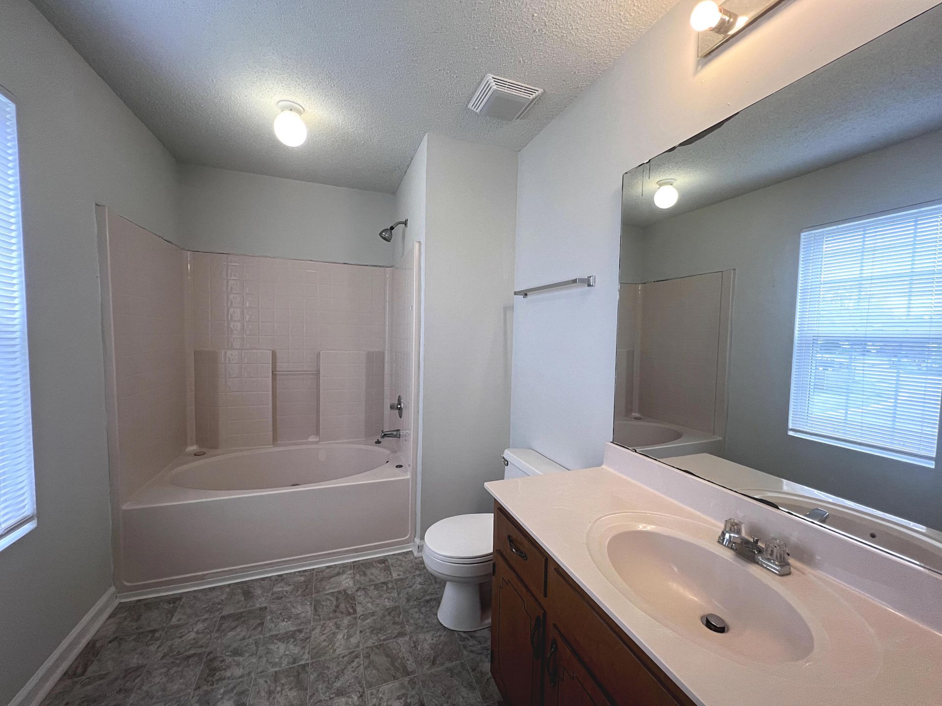 6649 Bent Creek Drive Photo 18