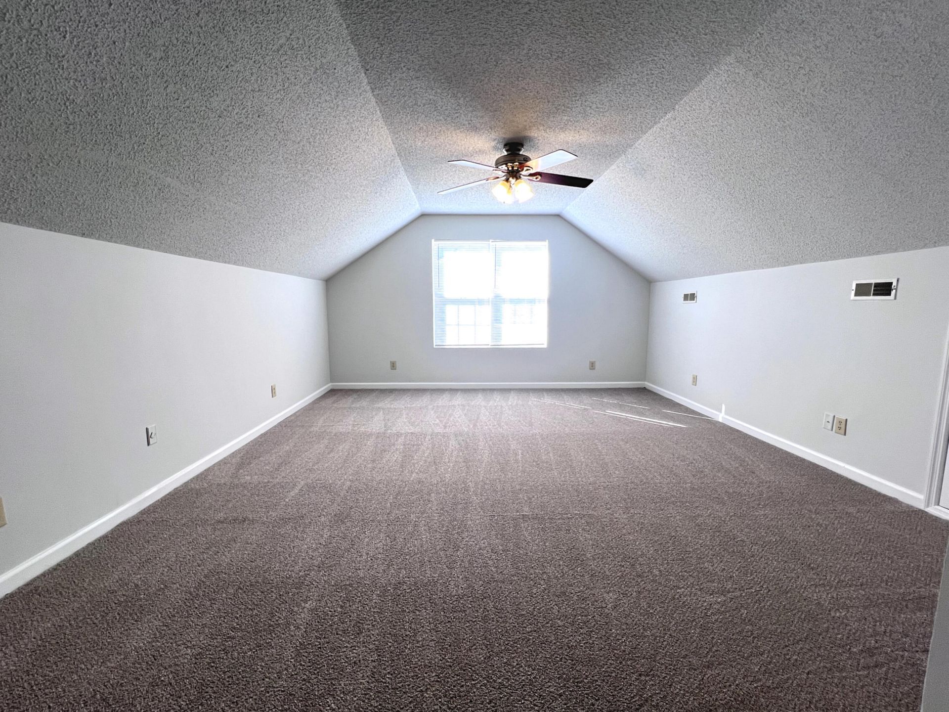 6649 Bent Creek Drive Photo 4