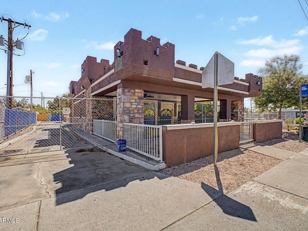 801 E BROADWAY Road, Mesa, AZ 85204