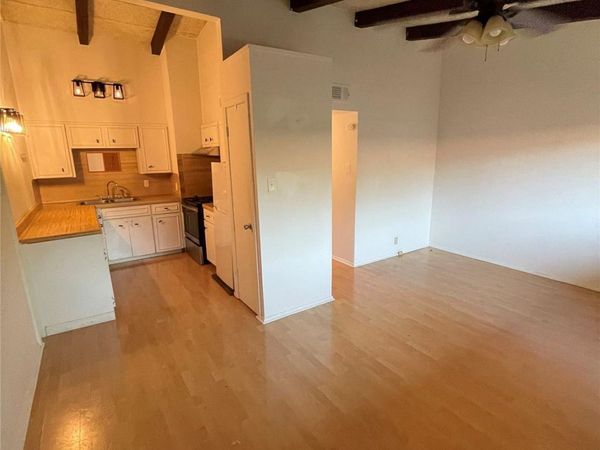 2404 Longview ST, Unit 204, Austin, TX 78705