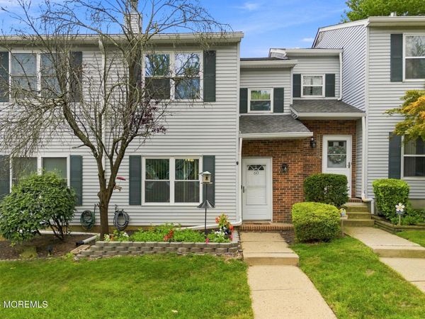 60 Hickory Court, Jamesburg, NJ 08831