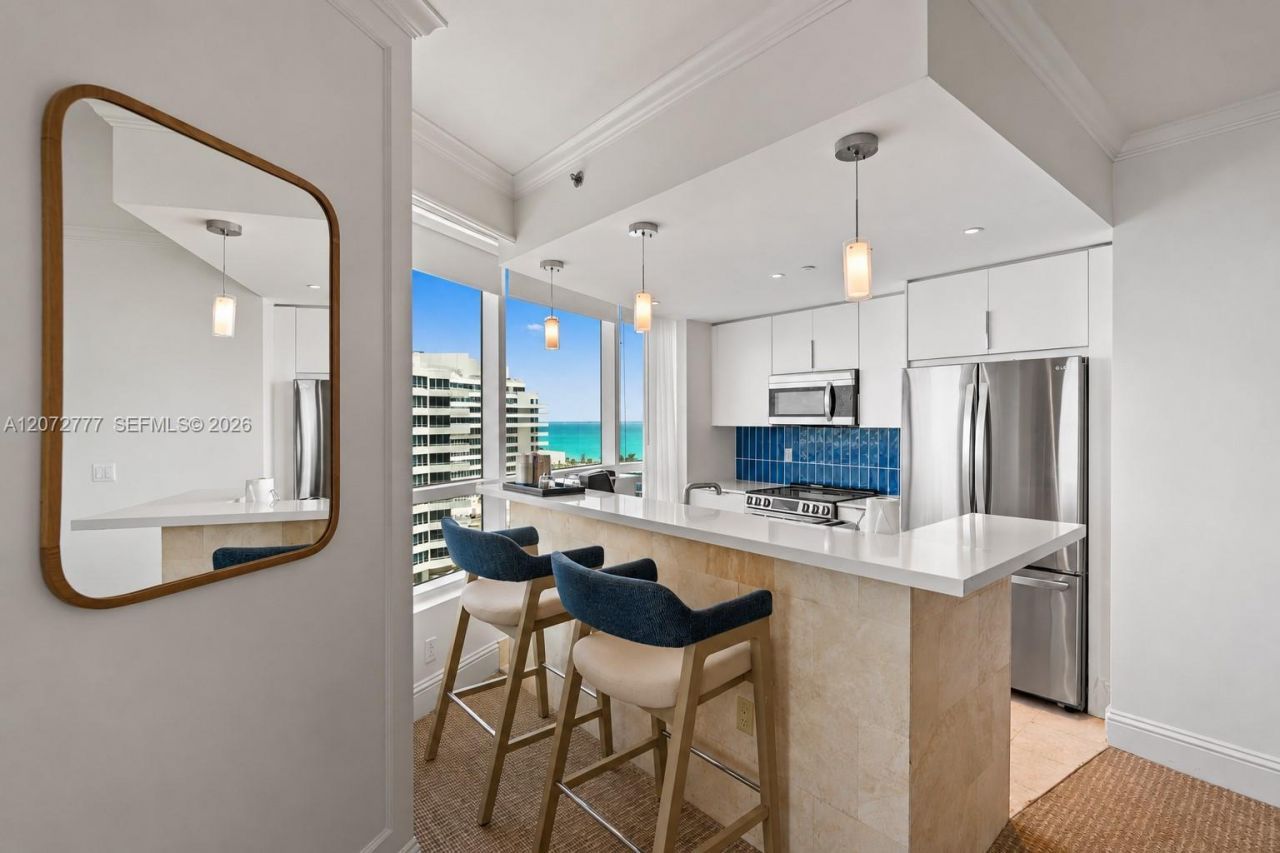 4401 Collins Ave, Unit 1115, Miami Beach, FL 33140 Photo