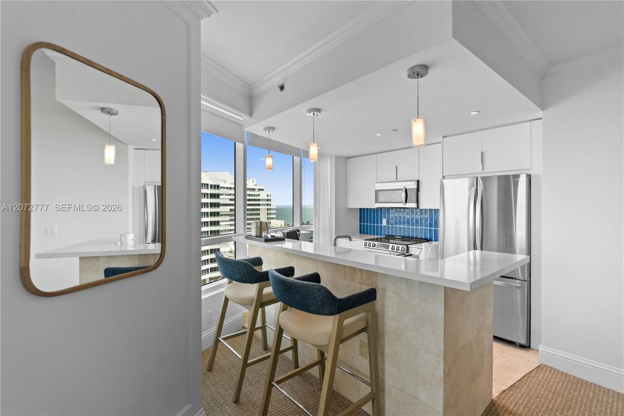 4401 Collins Ave, Unit 1115, Miami Beach, FL 33140 Photo