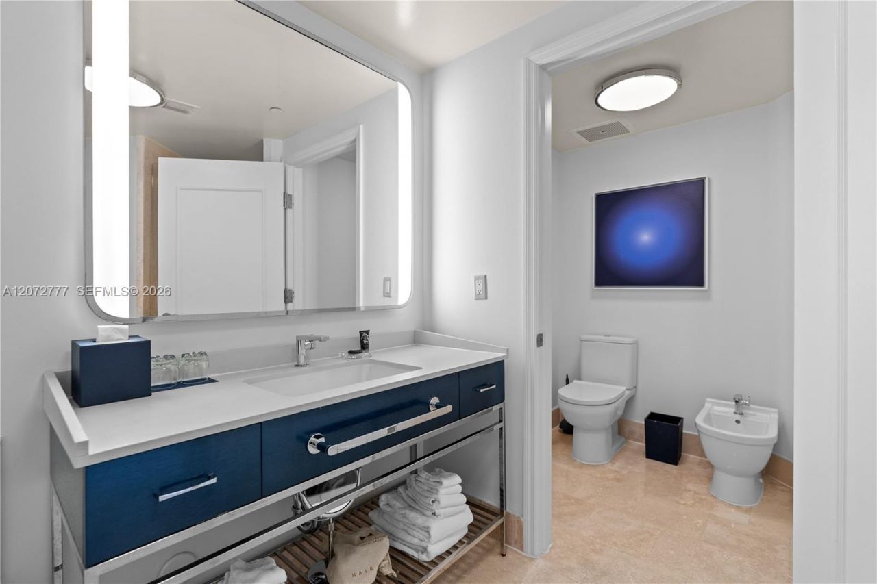 4401 Collins Ave, Unit 1115, Miami Beach, FL 33140 Photo
