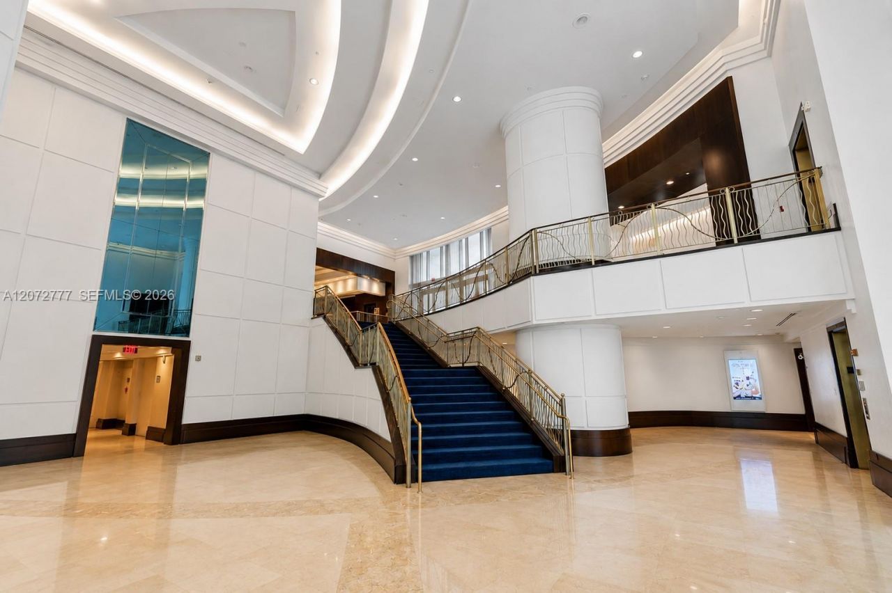 4401 Collins Ave, Unit 1115, Miami Beach, FL 33140 Photo