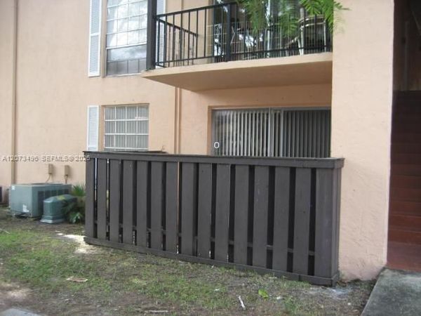 10810 N KENDALL DR , Unit Q-11, Miami, FL 33176