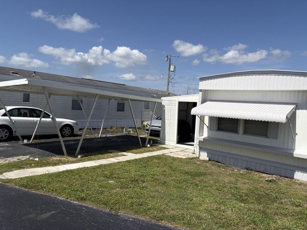 11055 SE Federal Highway, Unit 19, Hobe Sound, FL 33455
