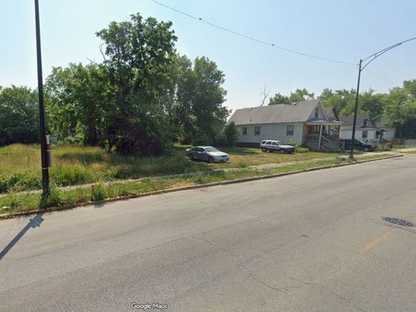 11527 S Wentworth Avenue , Chicago, IL 60628