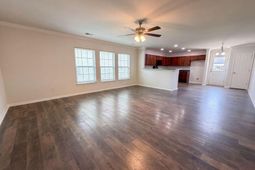 211 Emerald Isle Drive photo 4