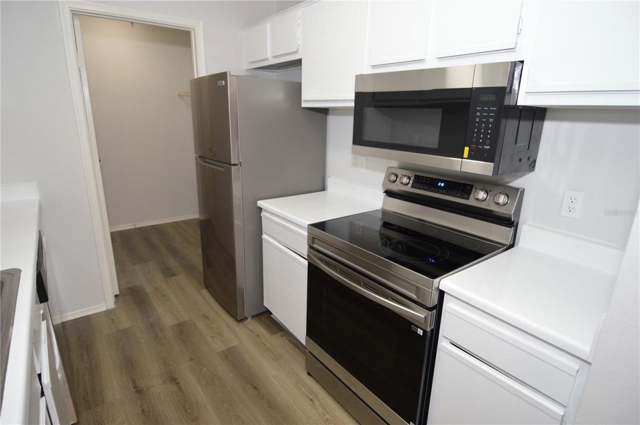 1400 Gandy Boulevard N, Unit 816, Saint Petersburg, FL 33702 Photo