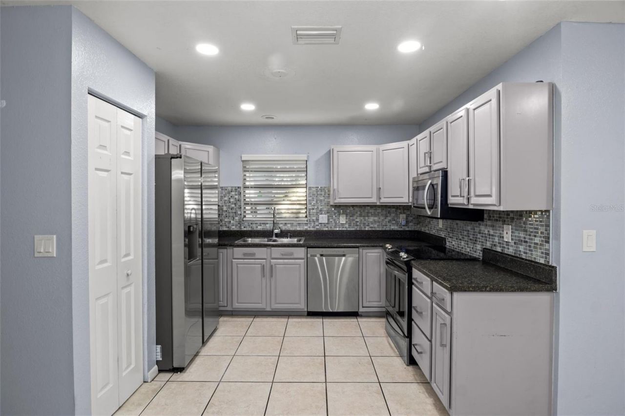 3351 Ellington Avenue , Sebring, FL 33870 Photo