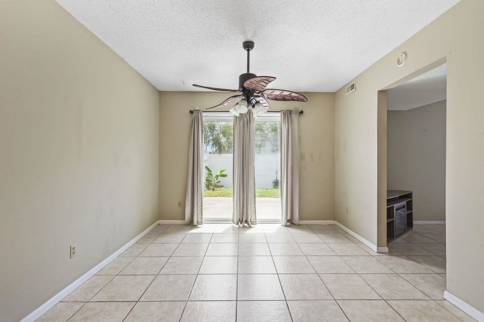 1331 Turkey Ridge Rd. Photo 6