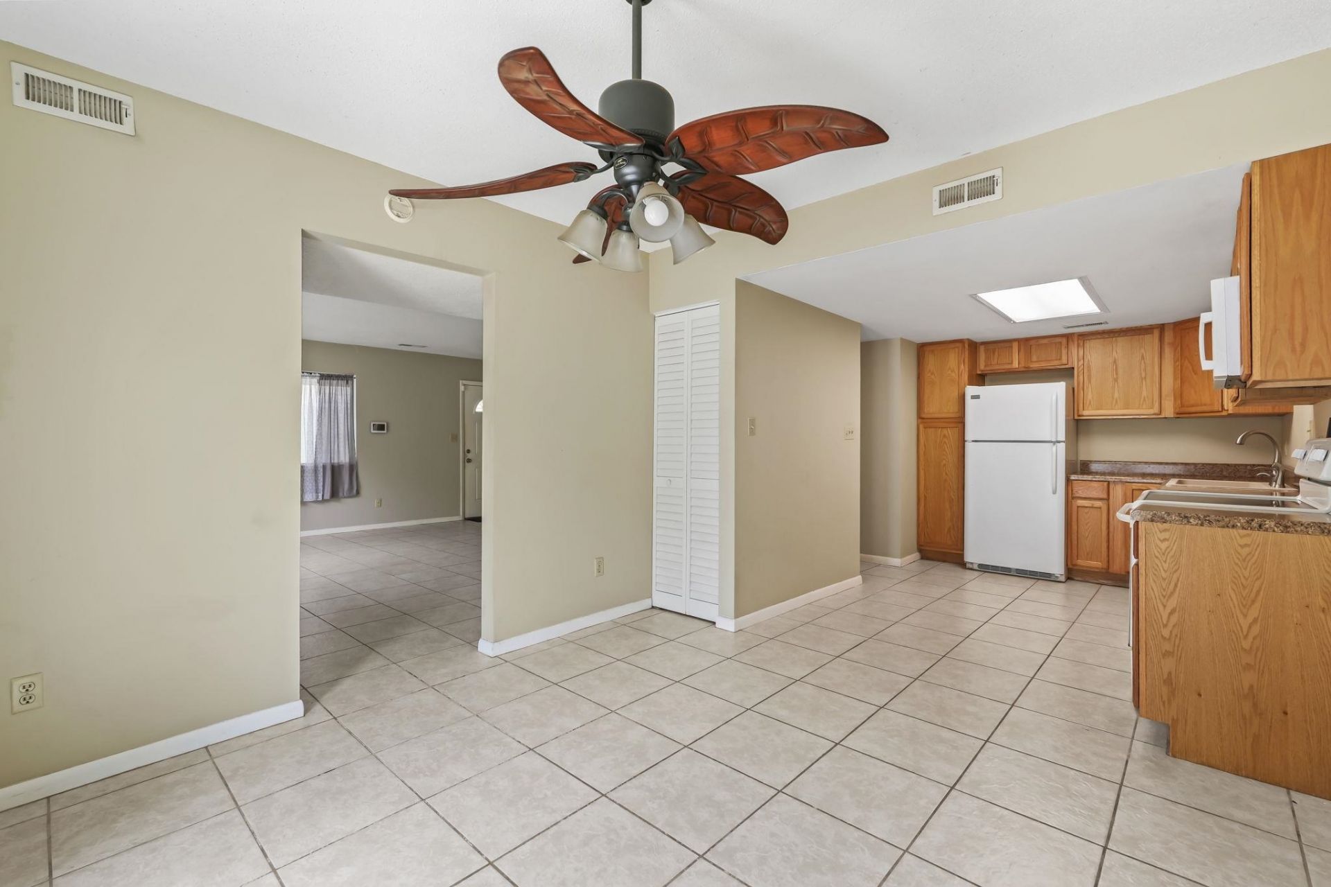 1331 Turkey Ridge Rd. Photo 7