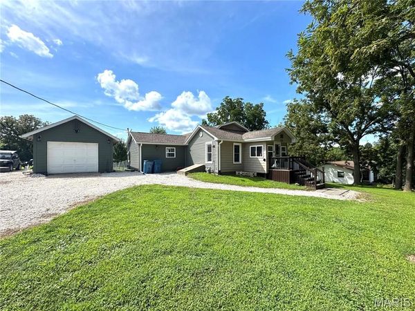 608 S 7th Street , La Grange, MO 63448