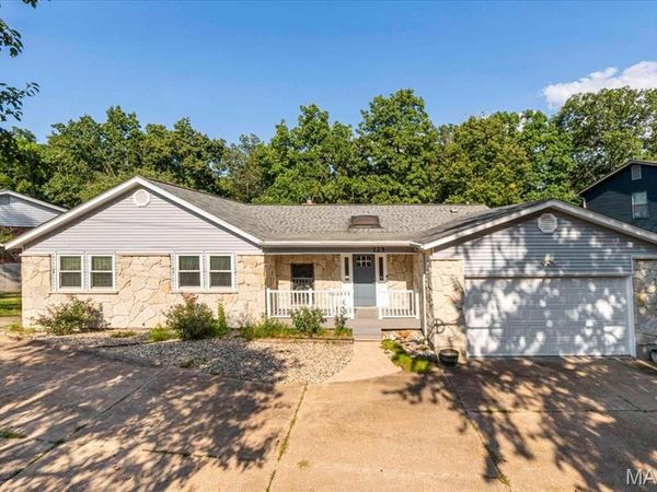125 Strecker Road, Ellisville, MO 63011
