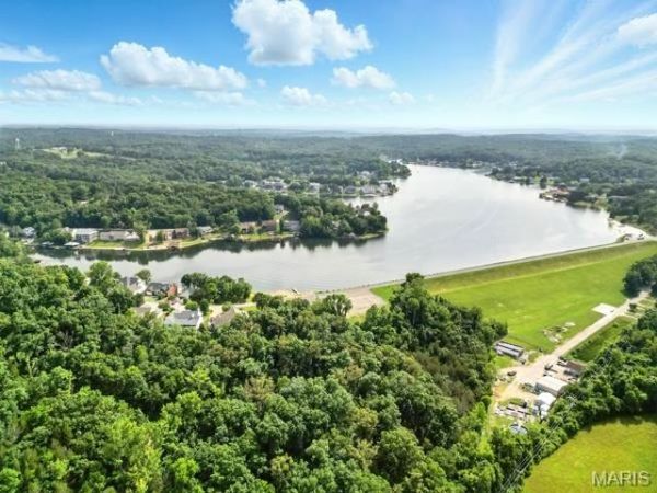 10056 Waterford Drive, Unincorporated, MO 63050