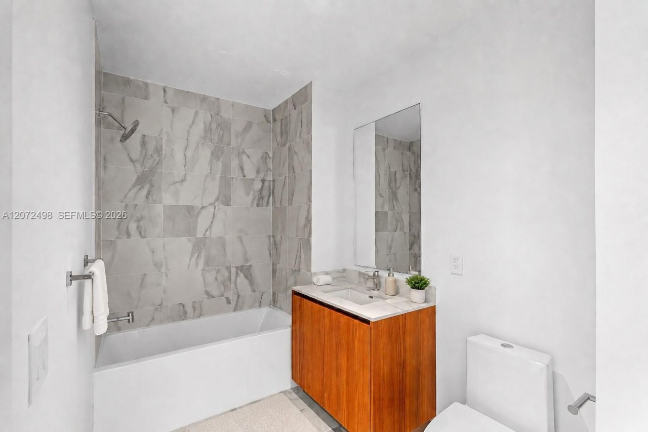 1400 Biscayne Blvd, Unit 4206, Miami, FL 33132 Photo