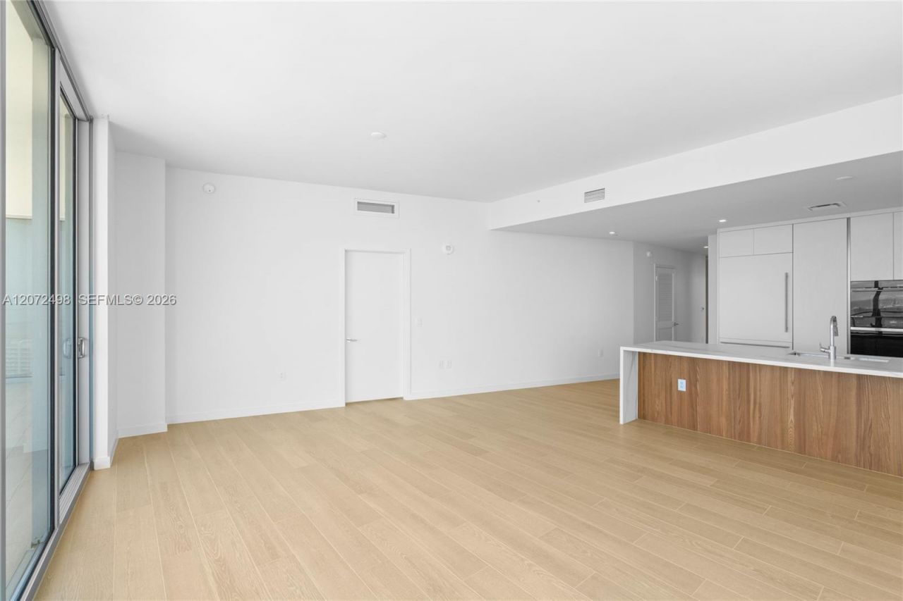 1400 Biscayne Blvd, Unit 4206, Miami, FL 33132 Photo