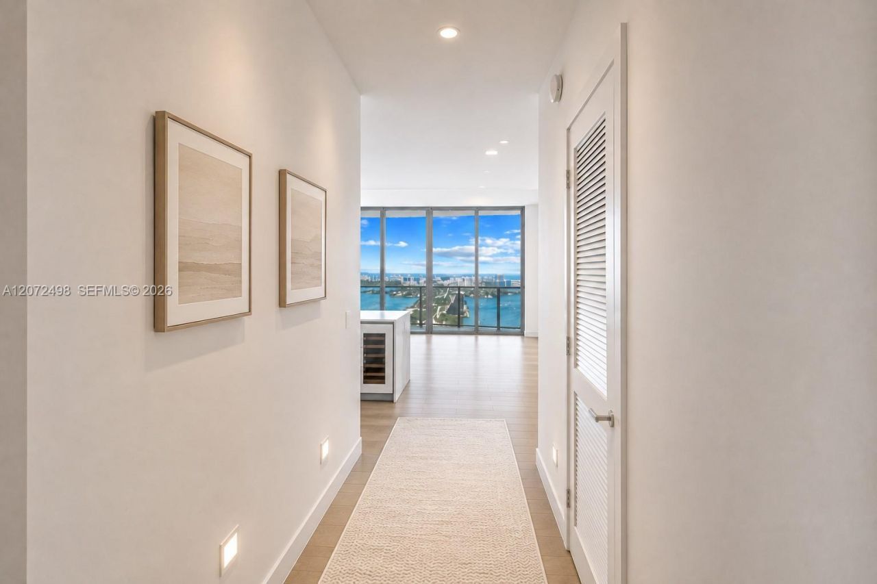 1400 Biscayne Blvd, Unit 4206, Miami, FL 33132 Photo
