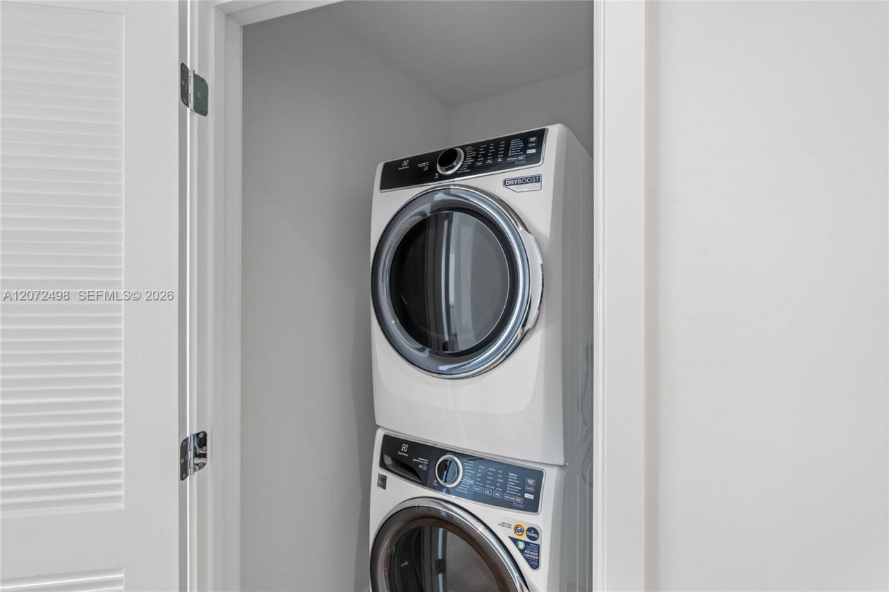 1400 Biscayne Blvd, Unit 4206, Miami, FL 33132 Photo