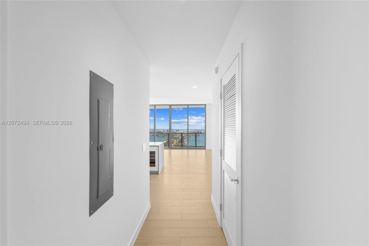 1400 Biscayne Blvd, Unit 4206, Miami, FL 33132 Photo