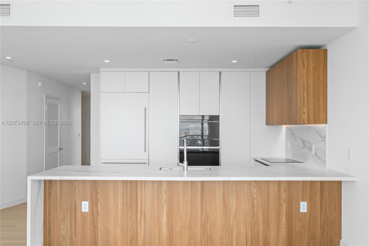1400 Biscayne Blvd, Unit 4206, Miami, FL 33132 Photo