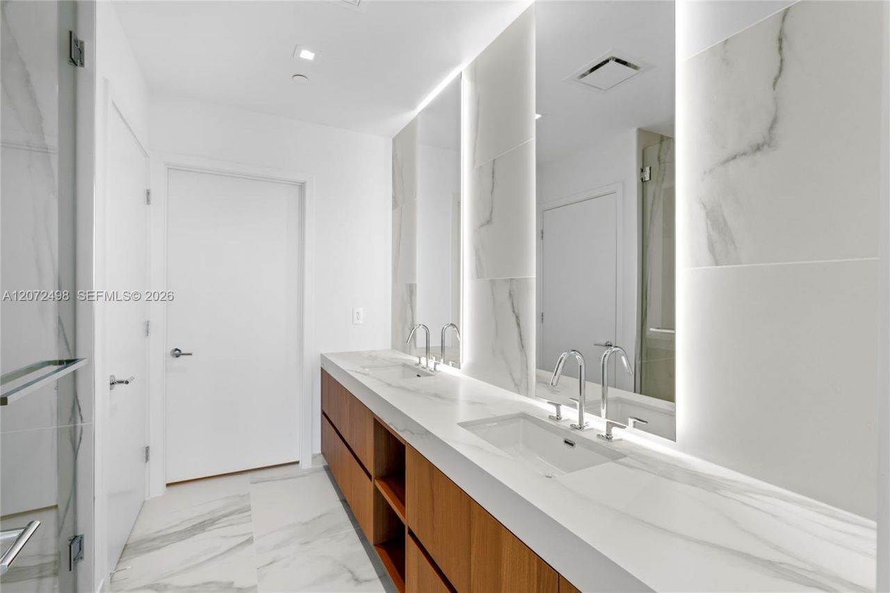 1400 Biscayne Blvd, Unit 4206, Miami, FL 33132 Photo
