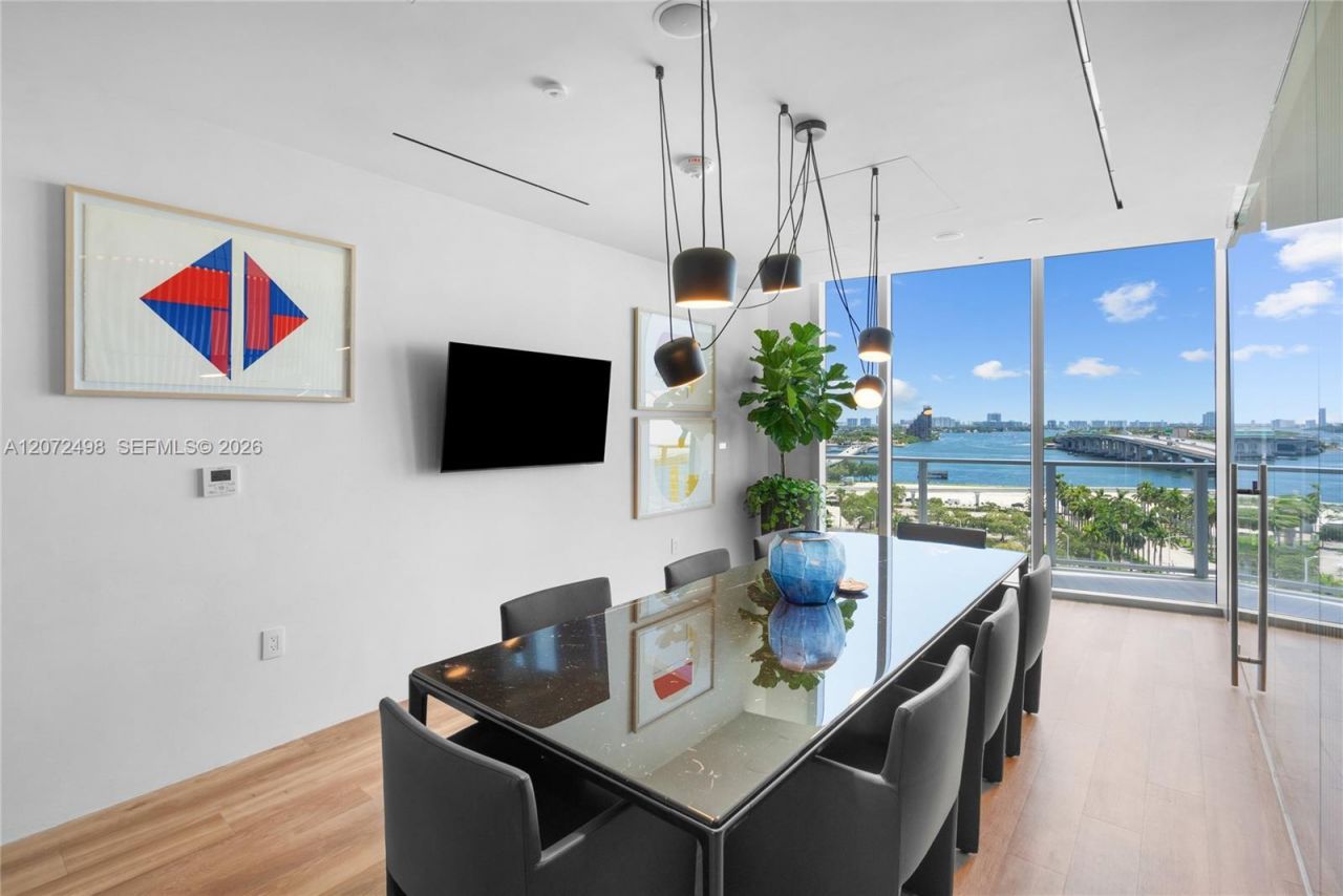 1400 Biscayne Blvd, Unit 4206, Miami, FL 33132 Photo
