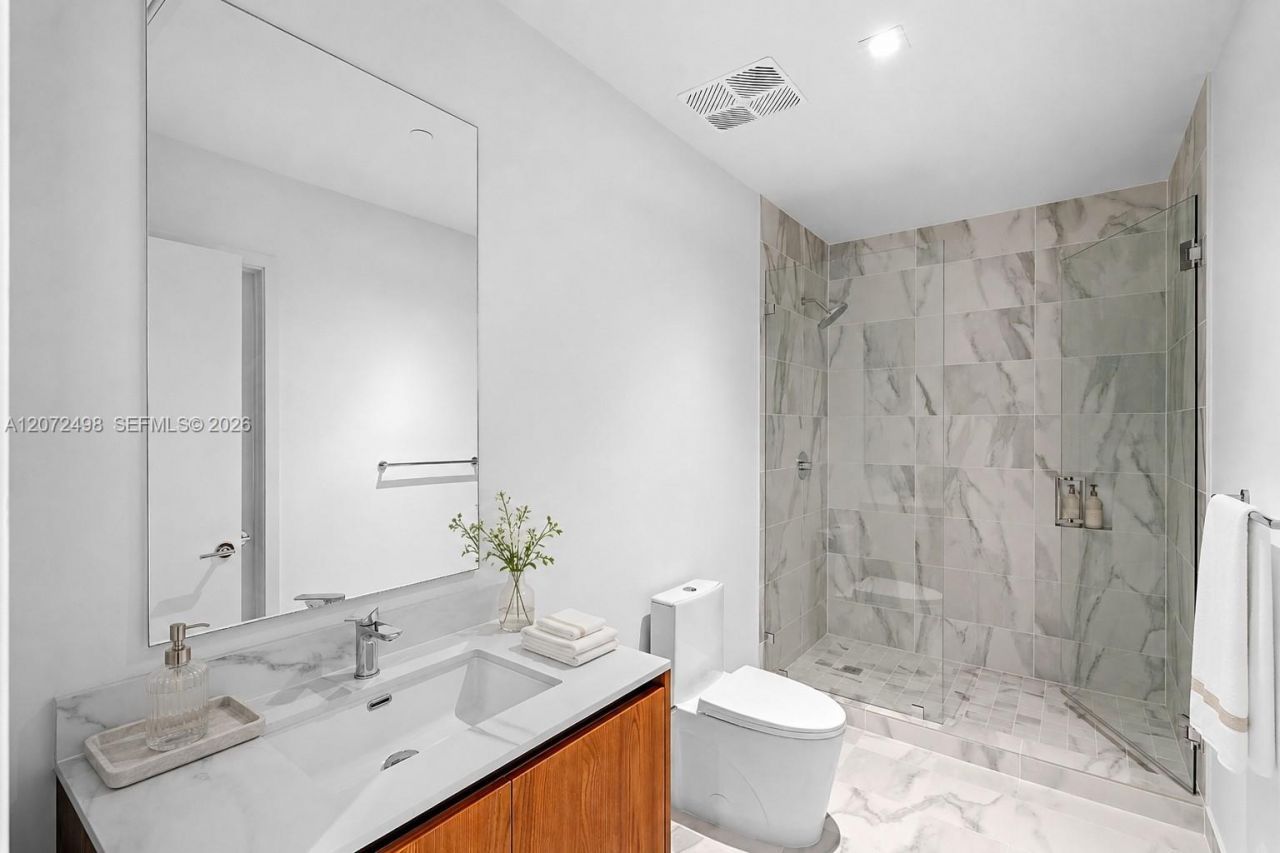 1400 Biscayne Blvd, Unit 4206, Miami, FL 33132 Photo