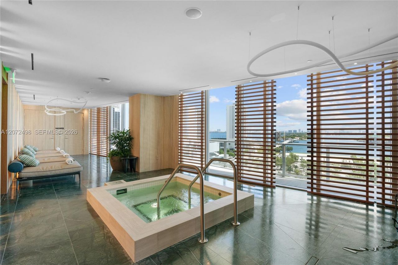 1400 Biscayne Blvd, Unit 4206, Miami, FL 33132 Photo