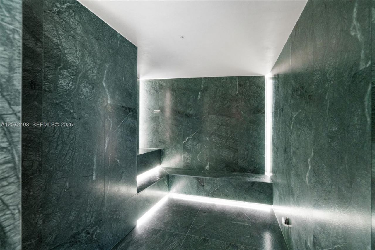 1400 Biscayne Blvd, Unit 4206, Miami, FL 33132 Photo