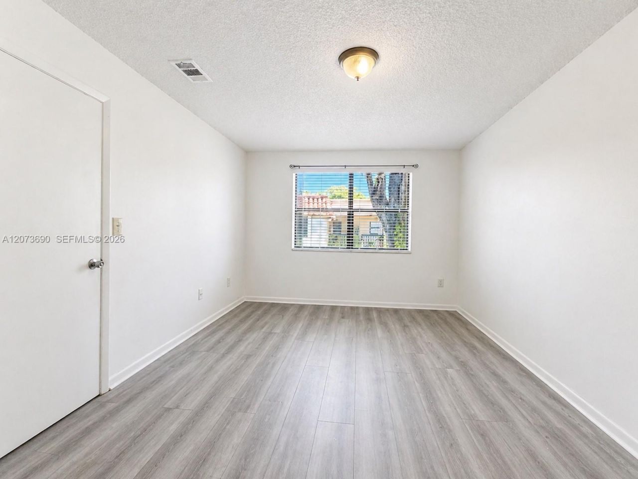 9730 Hammocks Blvd , Unit 201-28, Miami, FL 33196 Photo