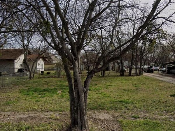 407 S Vaden Street , Sherman, TX 75090