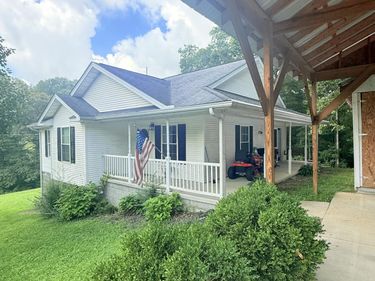 47 Mooretown Hill Road, Beattyville, KY 41311