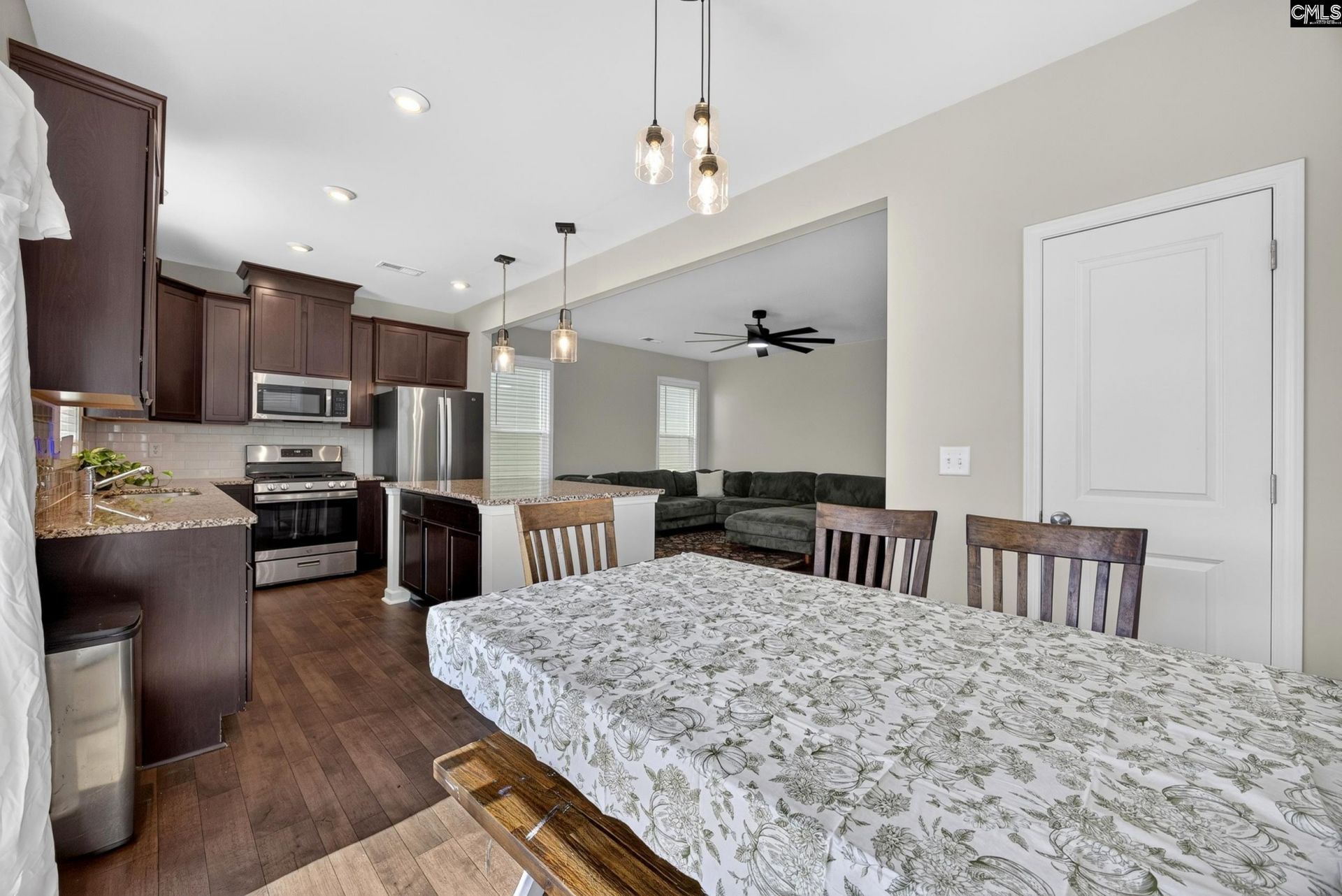 1034 Crescent Moon Loop Photo 12