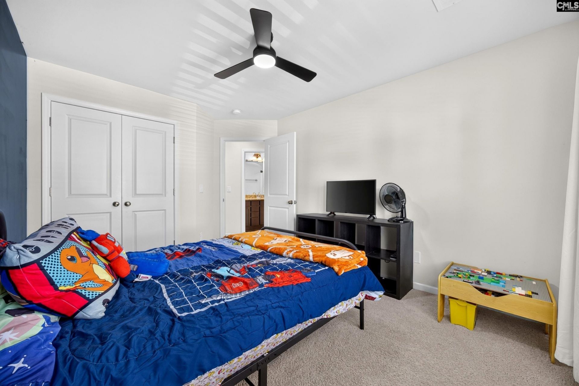 1034 Crescent Moon Loop Photo 19