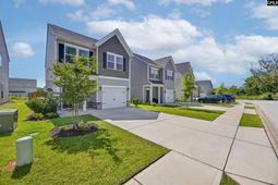 1034 Crescent Moon Loop photo 4