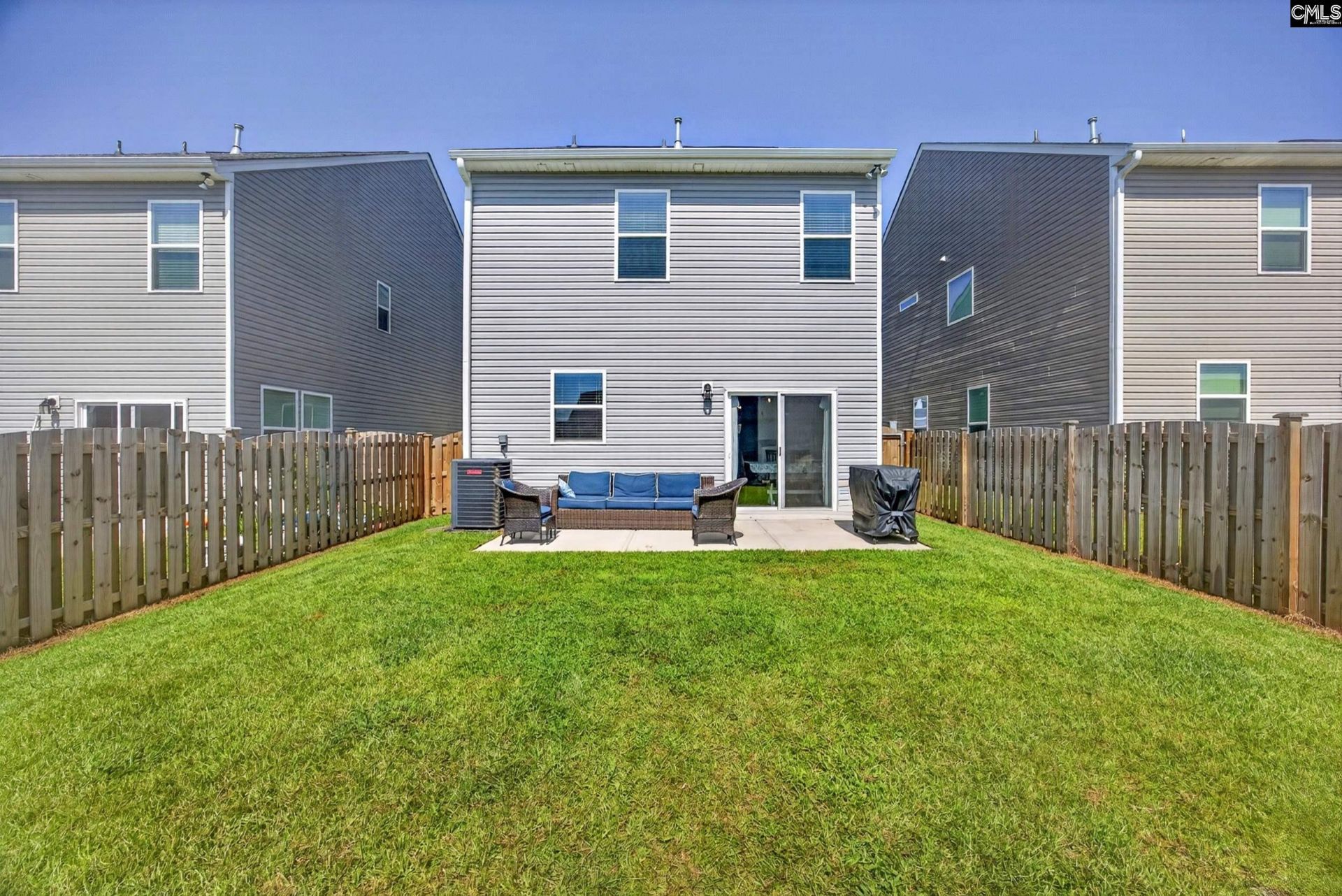 1034 Crescent Moon Loop Photo 23