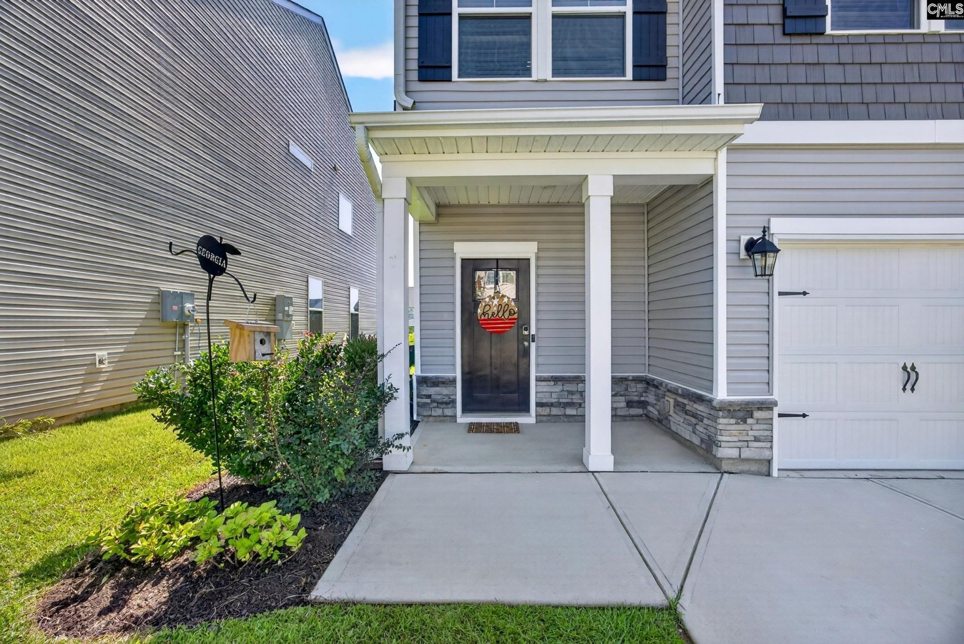1034 Crescent Moon Loop Photo 4
