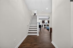 1034 Crescent Moon Loop photo 4