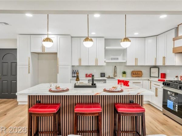 2301 Palora Avenue , Las Vegas, NV 89169