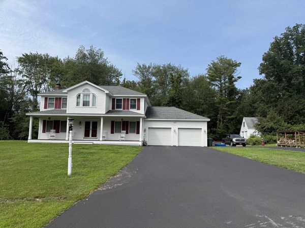 14 Blackstone Circle, Pelham, NH 03076