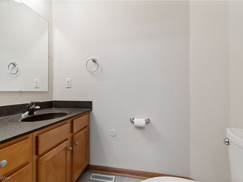 3108 Vermont Place, Green, OH 44312 Photo 17