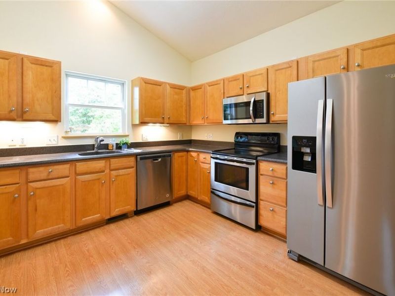 3108 Vermont Place, Green, OH 44312 Photo 19