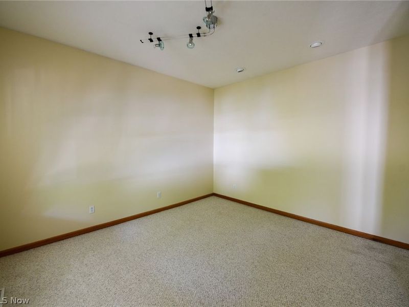 3108 Vermont Place, Green, OH 44312 Photo 40