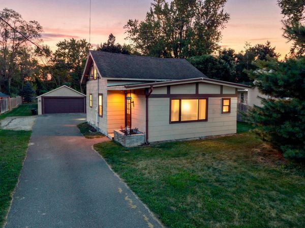 1648 Hammond Road, White Bear Lake, MN 55110