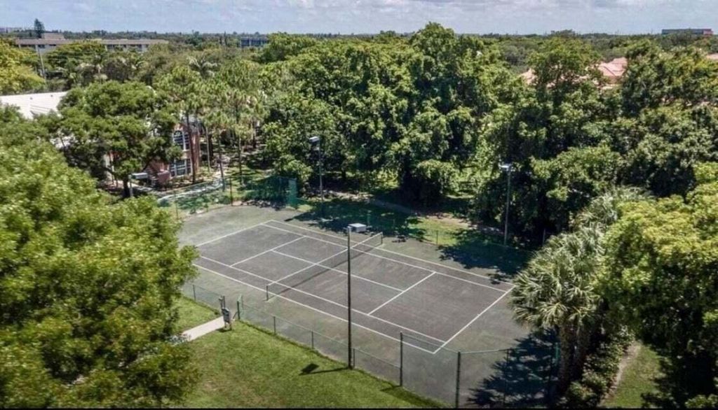 1020 Crystal Way, Unit M, Delray Beach, FL 33444 Photo
