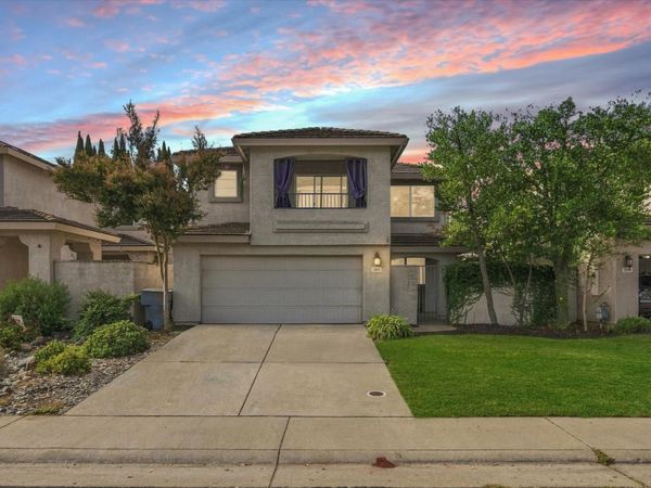 2810 Isle St, Rocklin, CA 95765